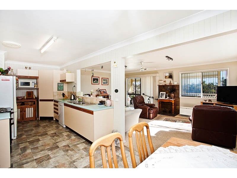 69 Laurina Avenue, Yarrawarrah NSW 2233