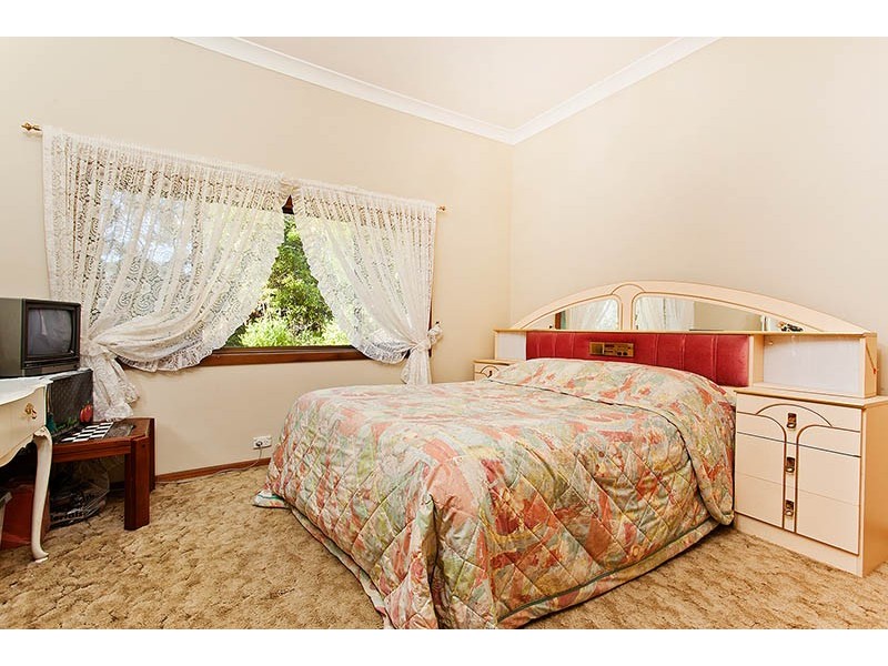 13 Forest Road, Heathcote NSW 2233