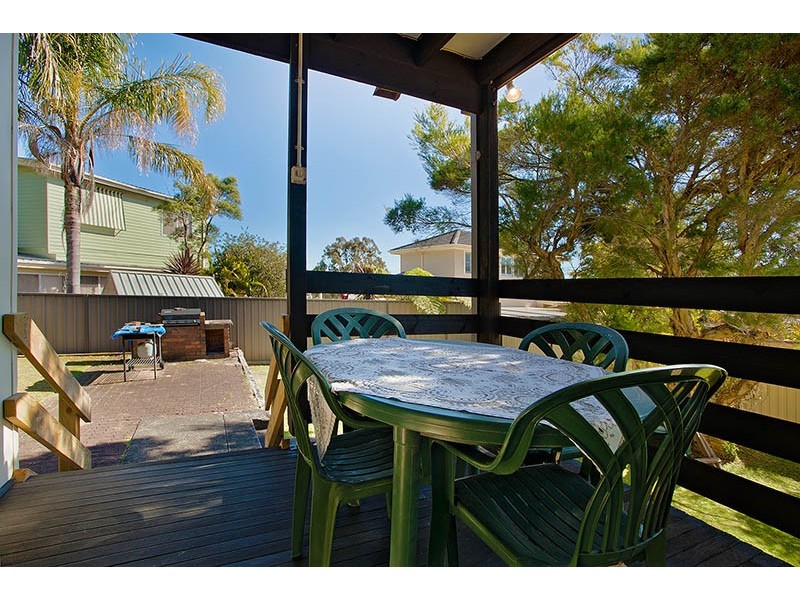 13 Forest Road, Heathcote NSW 2233