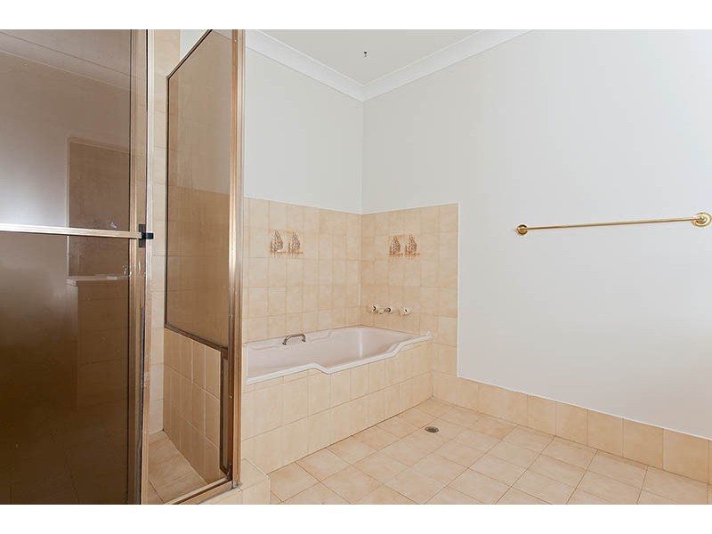 10 Leawarra Street, Engadine NSW 2233