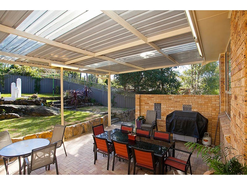 18 Mannikin Drive, Woronora Heights NSW 2233