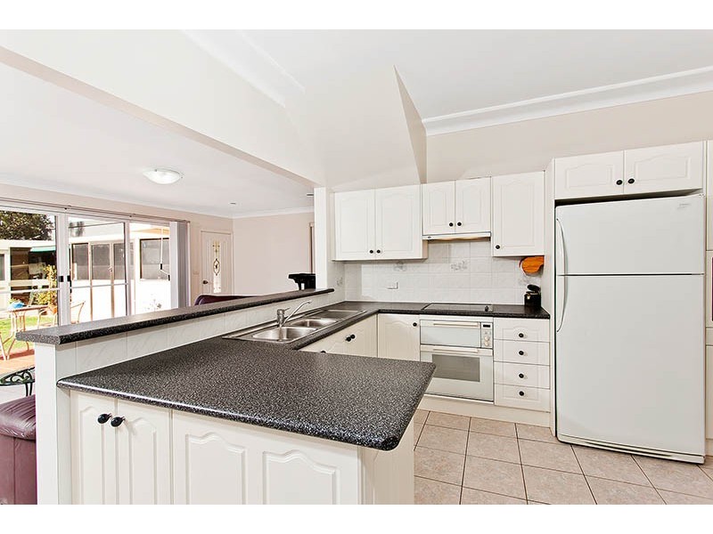 12 Tinakill Avenue, Engadine NSW 2233