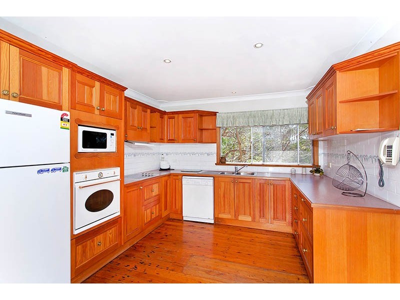 13 Wheatley Road, Yarrawarrah NSW 2233