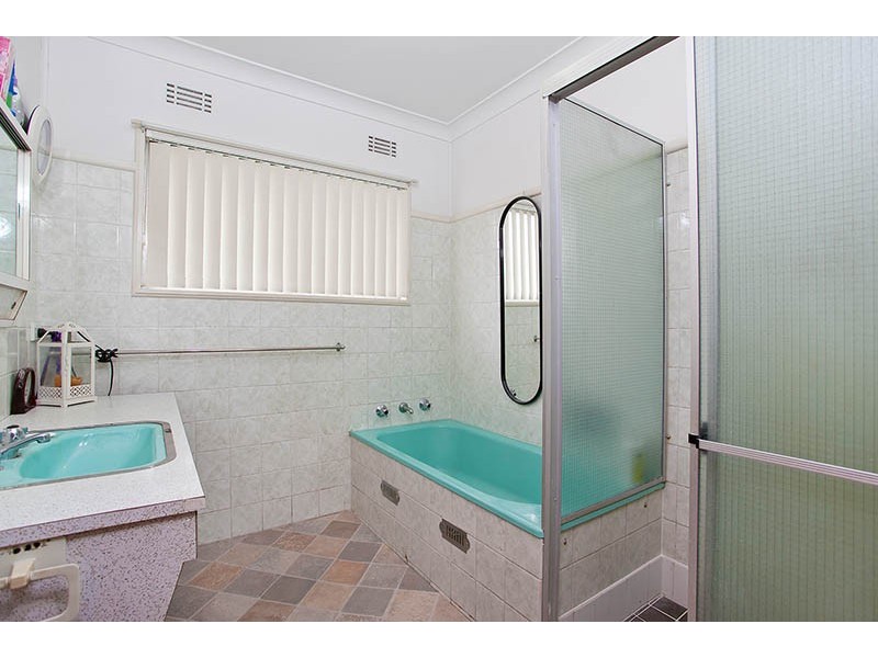 42 Copeland Road, Engadine NSW 2233
