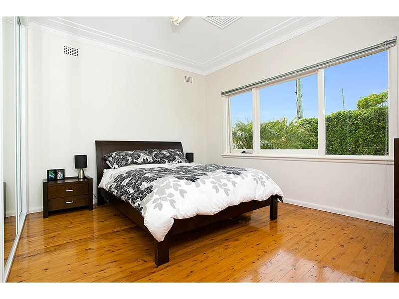 1 Wheatley Road, Yarrawarrah NSW 2233