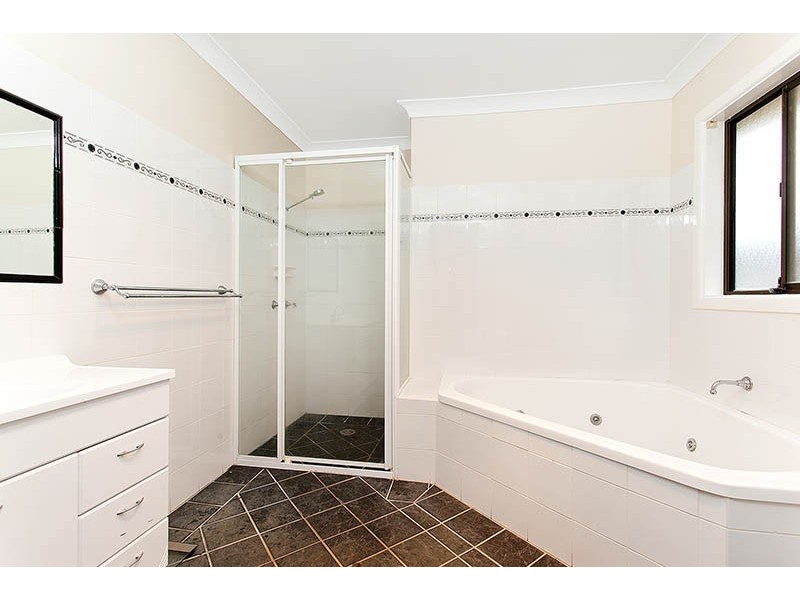 18 Tarcoola Place, Engadine NSW 2233