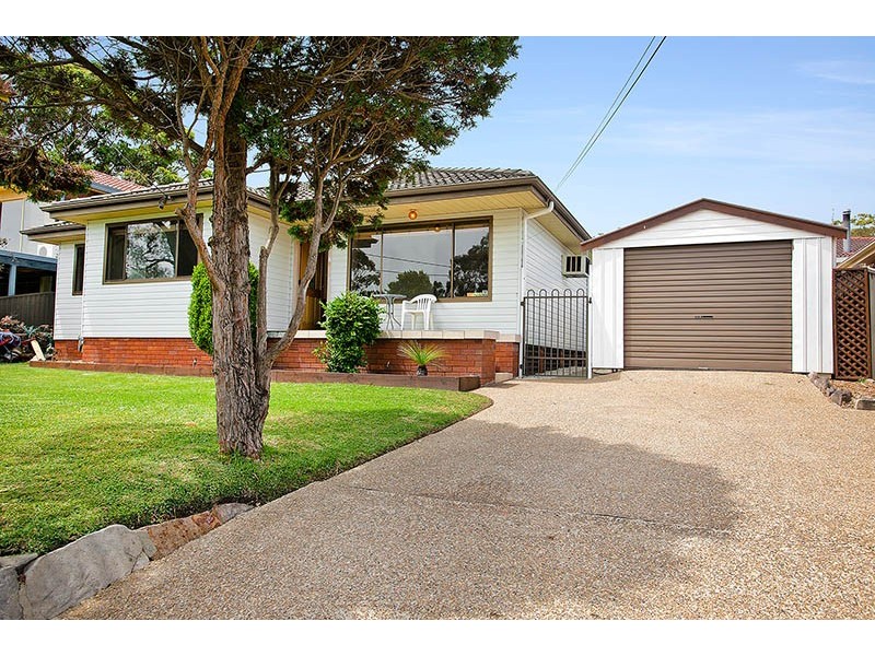 18 Tarcoola Place, Engadine NSW 2233