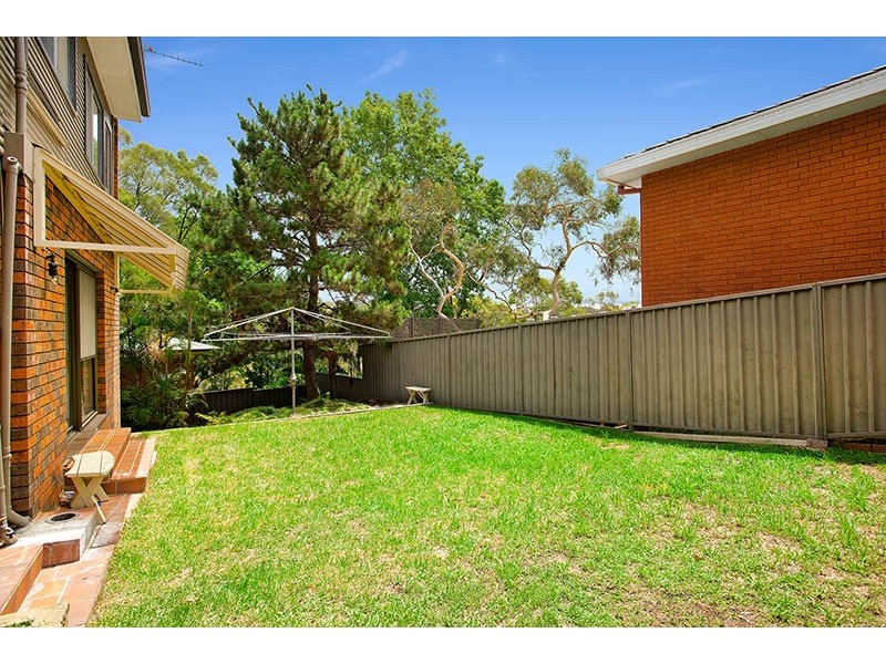 1 Sladden Road, Yarrawarrah NSW 2233