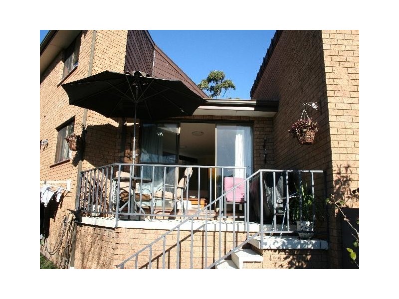 6/4-6 Dernancourt Avenue, Engadine NSW 2233