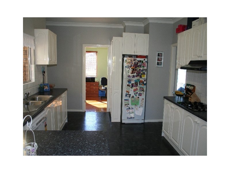 1 Wheatley Road, Yarrawarrah NSW 2233