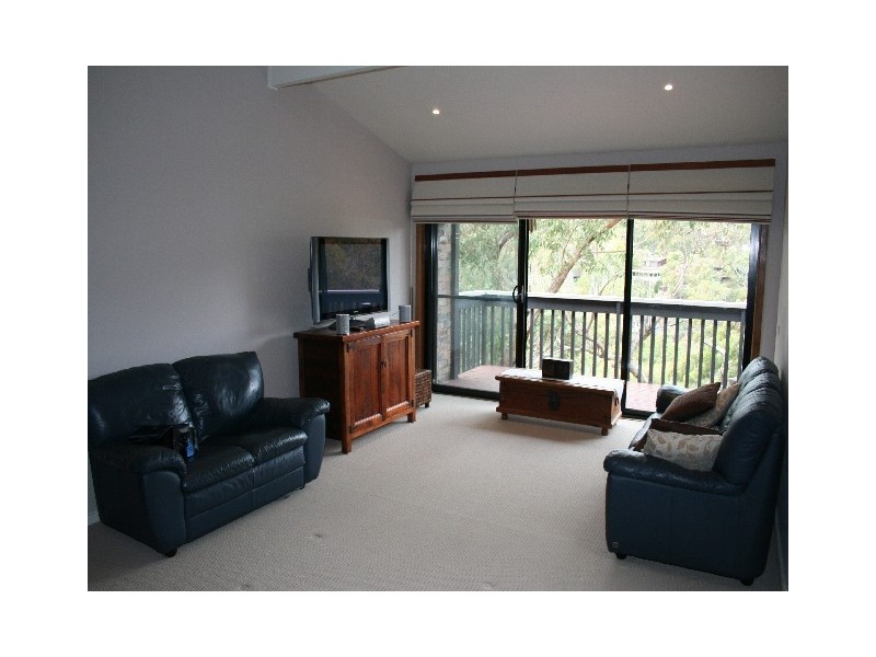 66 Urana Road, Yarrawarrah NSW 2233