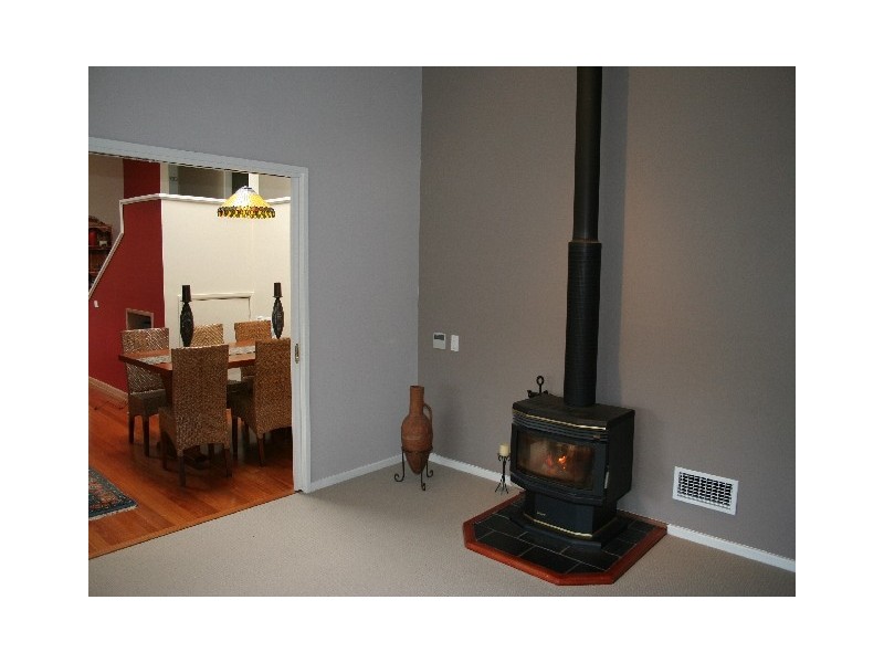 66 Urana Road, Yarrawarrah NSW 2233