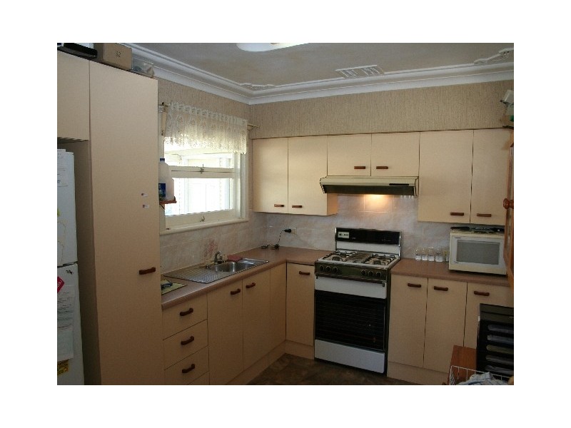 90 Thurlgona Road, Engadine NSW 2233