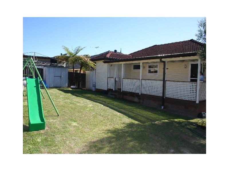 90 Thurlgona Road, Engadine NSW 2233