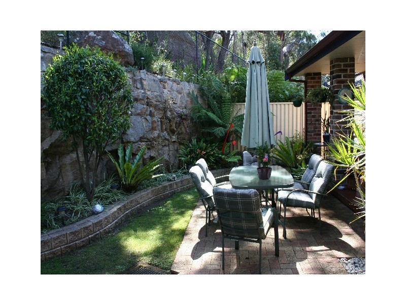 3/2 Wollybutt Road, Engadine NSW 2233
