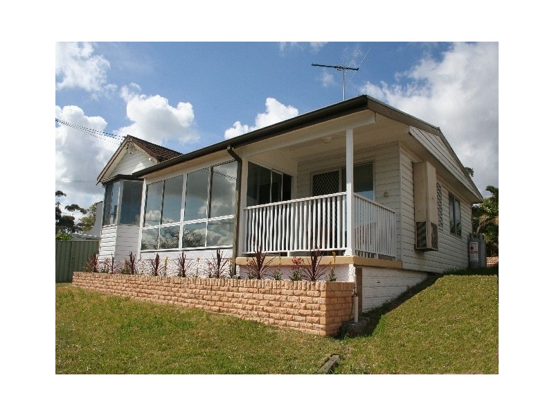 4 Hakea Street, Yarrawarrah NSW 2233