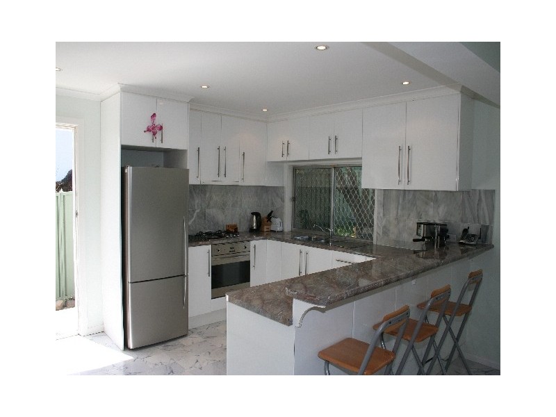 4 Hakea Street, Yarrawarrah NSW 2233