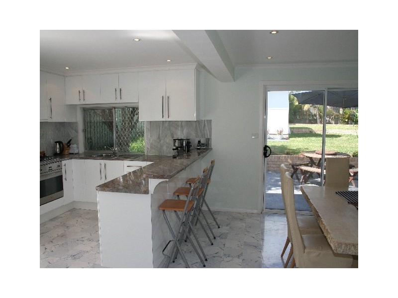 4 Hakea Street, Yarrawarrah NSW 2233