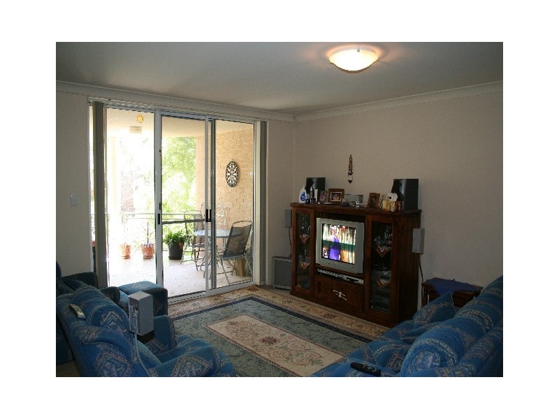 18/103 Flora Street, Sutherland NSW 2232