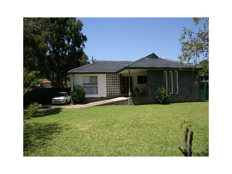 1 Prices Circuit, Woronora NSW 2232