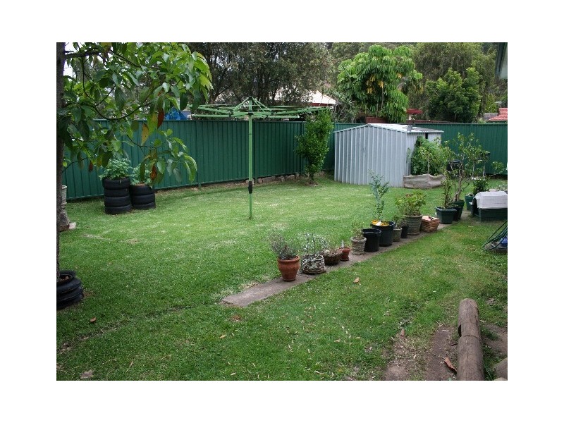 1 Prices Circuit, Woronora NSW 2232