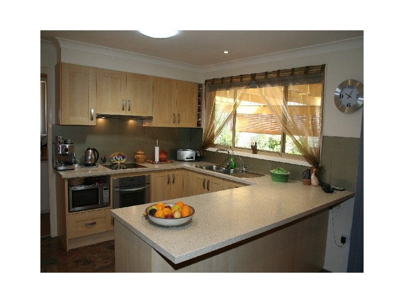 16 Quarrion Place, Woronora Heights NSW 2233