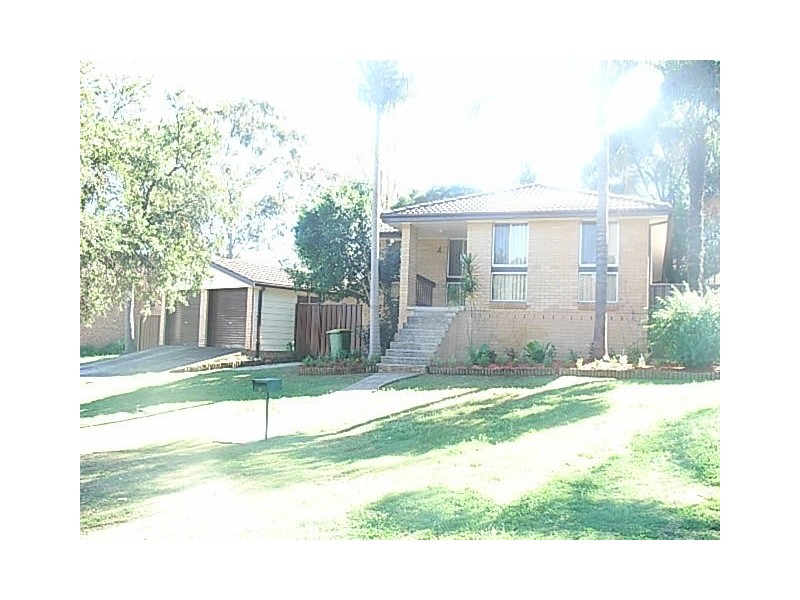 30 Farmview Drive, Cranebrook NSW 2749