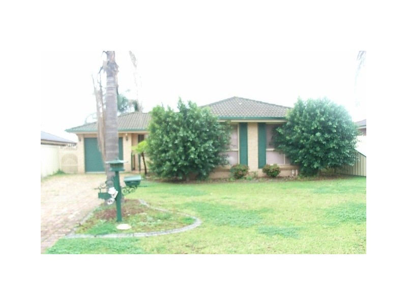 14 Briery Place, Cranebrook NSW 2749