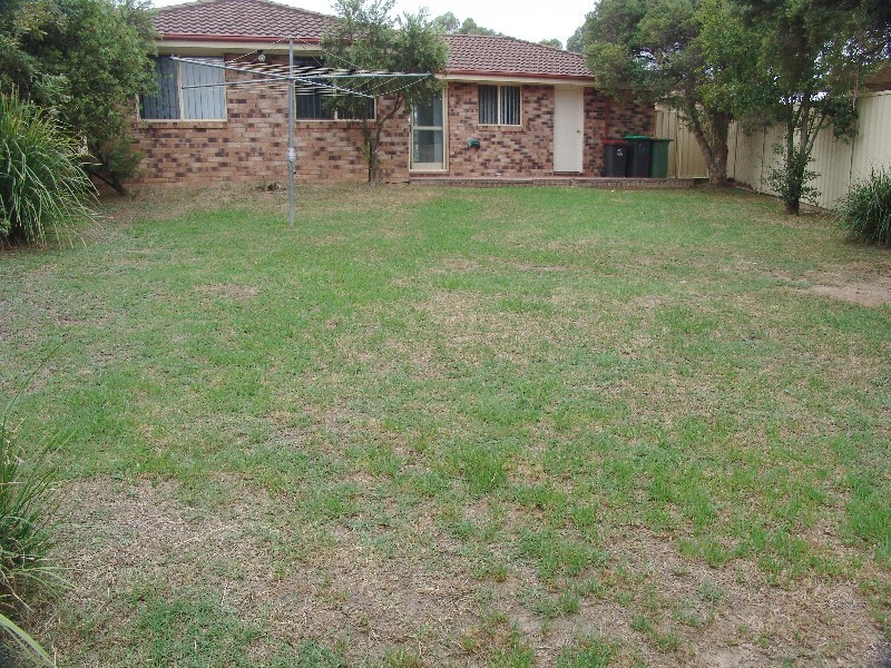 Claremont Meadows NSW 2747