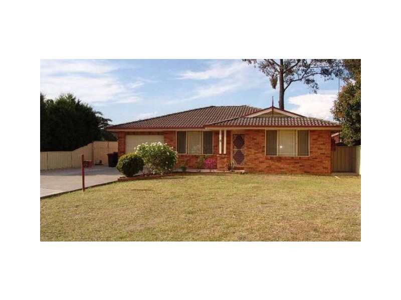 8 Celestial Place, Cranebrook NSW 2749