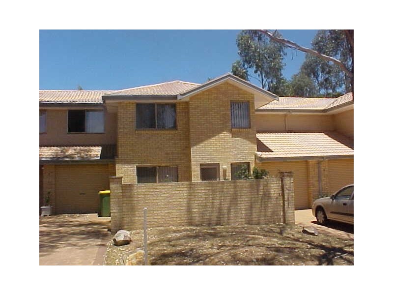 4/10 Womberra Place, South Penrith NSW 2750