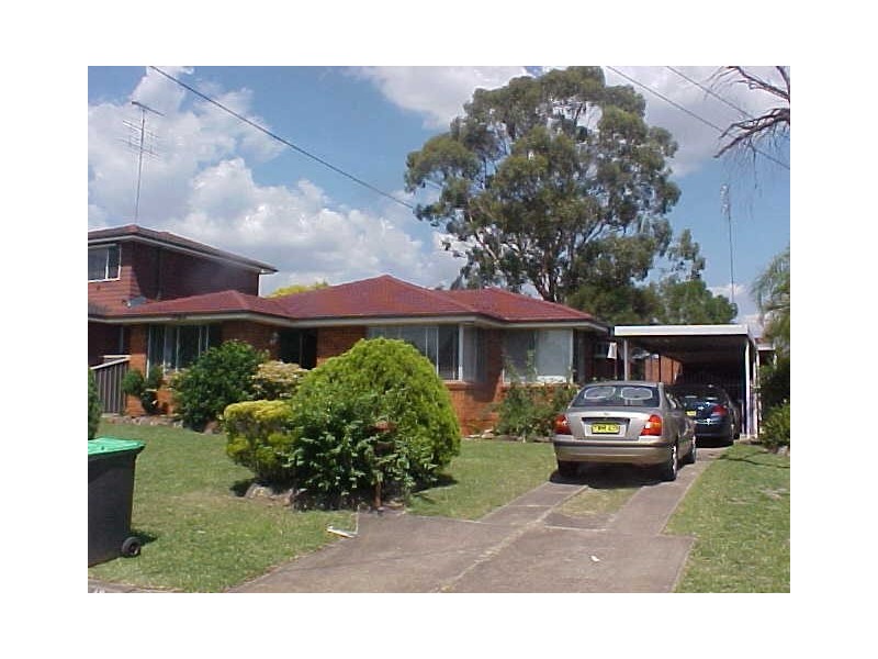 40 Chesterfield Avenue, South Penrith NSW 2750