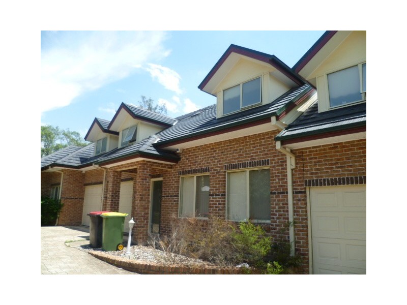 2/4 Cronin Street, Penrith NSW 2750