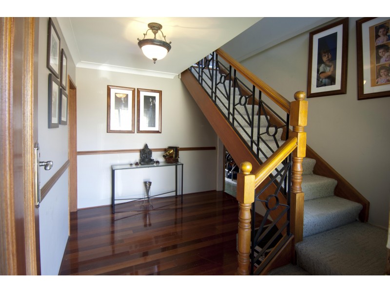 4 Kiparra Crescent, South Penrith NSW 2750