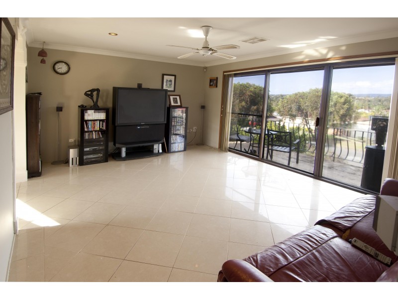 4 Kiparra Crescent, South Penrith NSW 2750