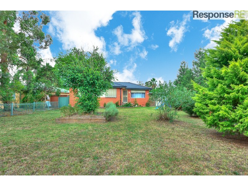 16 William Street, Cambridge Park NSW 2747