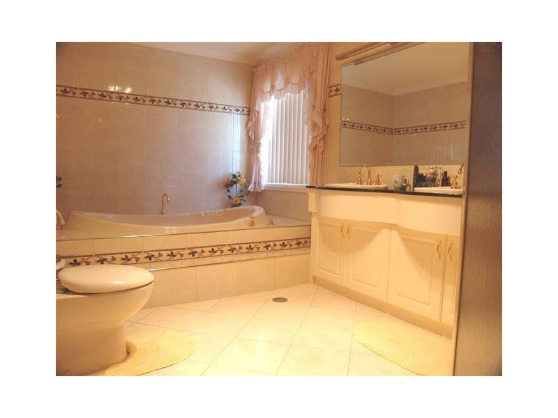 Glenmore Park NSW 2745