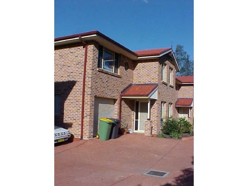 3/42 First Street, Kingswood NSW 2747