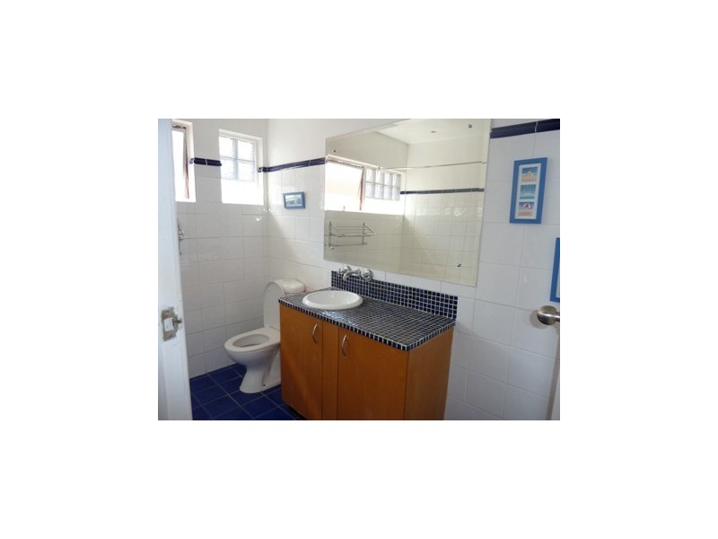 65 Raven Street, Camp Hill QLD 4152