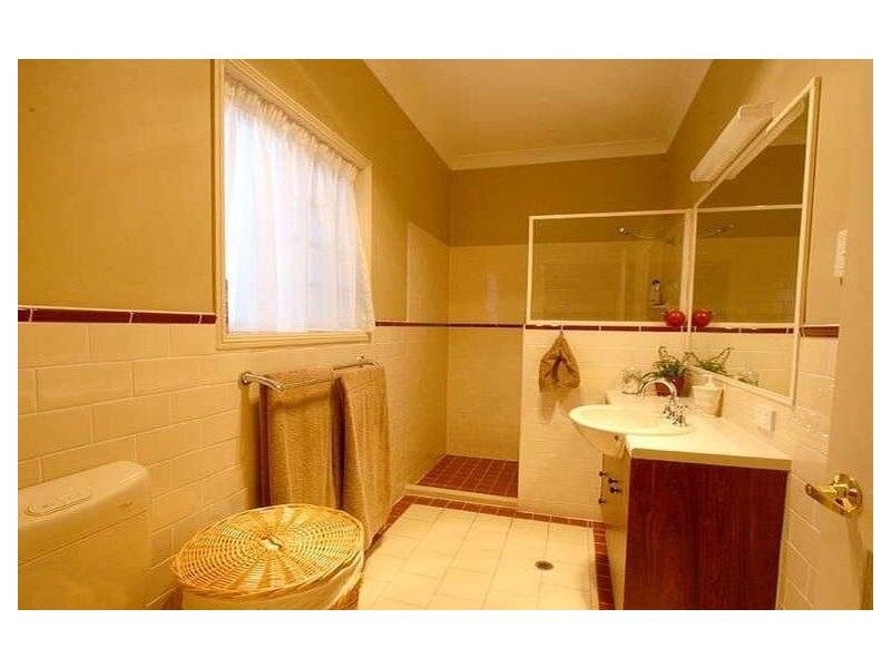 19 Laurina Cr, Mcdowall QLD 4053