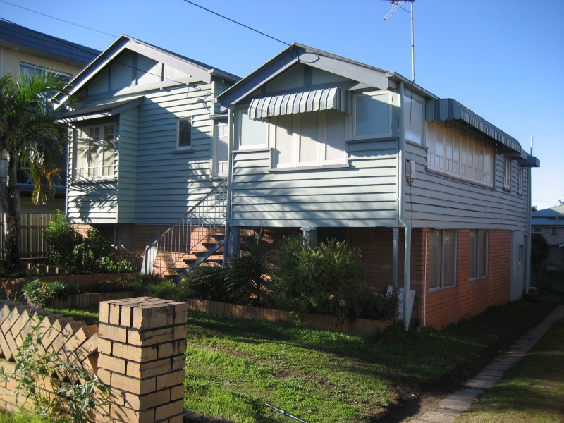 44 Fifth Ave, Coorparoo QLD 4151