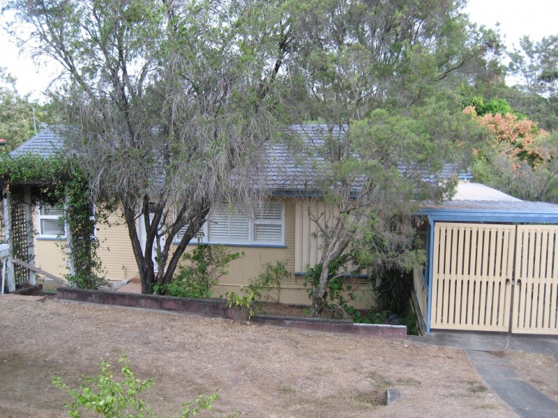 19 Noble St, Camp Hill QLD 4152