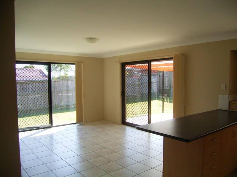 34 Ross Place, Wakerley QLD 4154