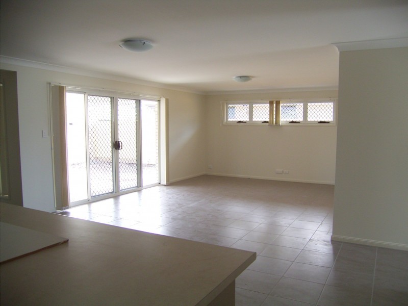 34 Higgs Circuit, Wynnum West QLD 4178