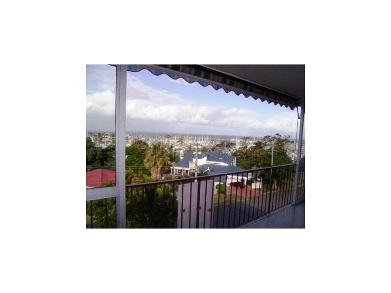 4/20 Benalla, Manly QLD 4179