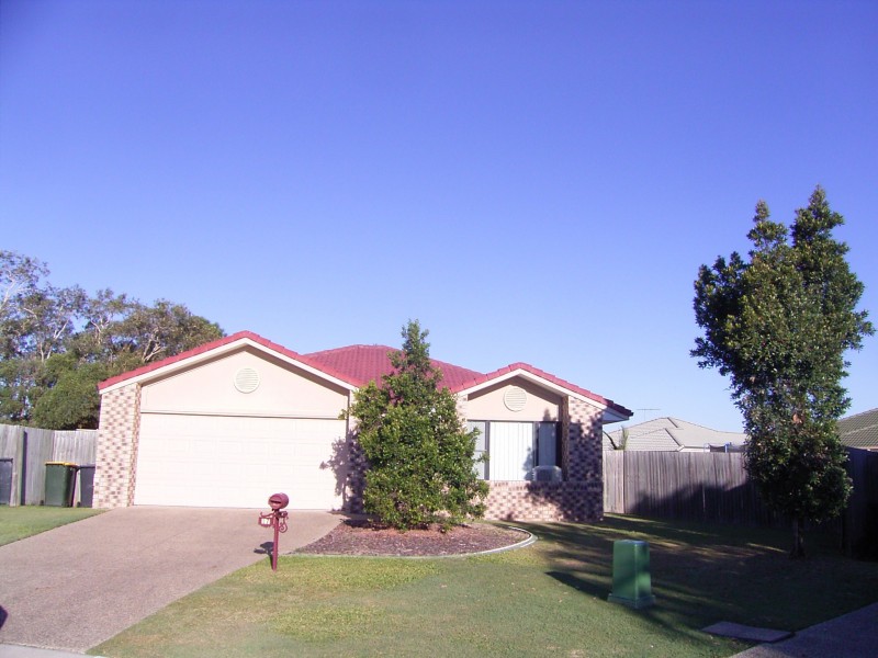 17 Virginia Place, Wynnum West QLD 4178