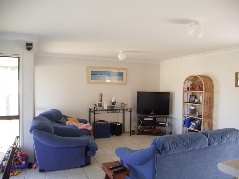 17 Virginia Place, Wynnum West QLD 4178