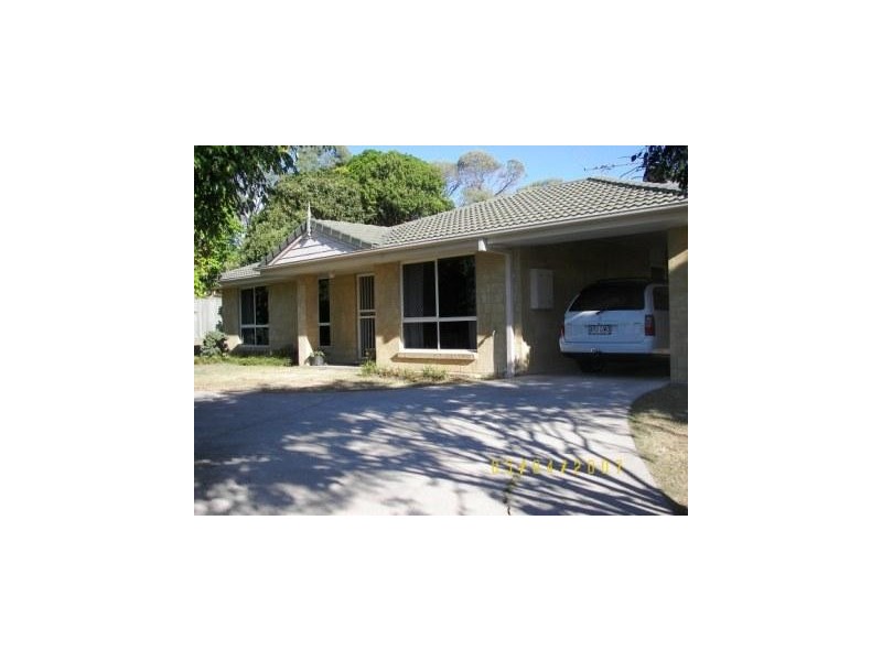 76 Sandy Camp Road, Wynnum West QLD 4178