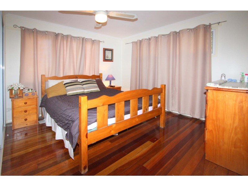 Arana Hills QLD 4054