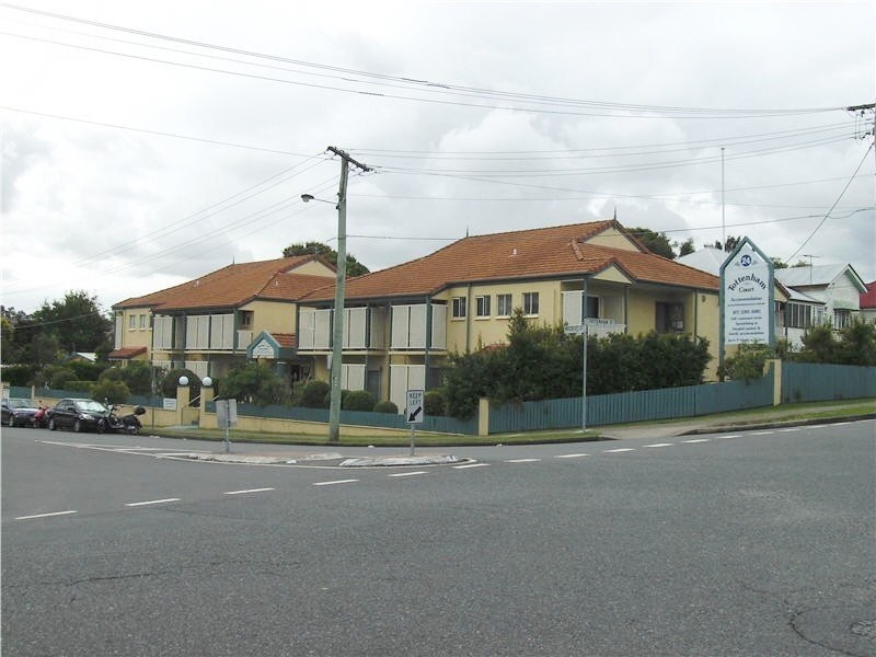 8/24 Tottenham Street, Woolloongabba QLD 4102